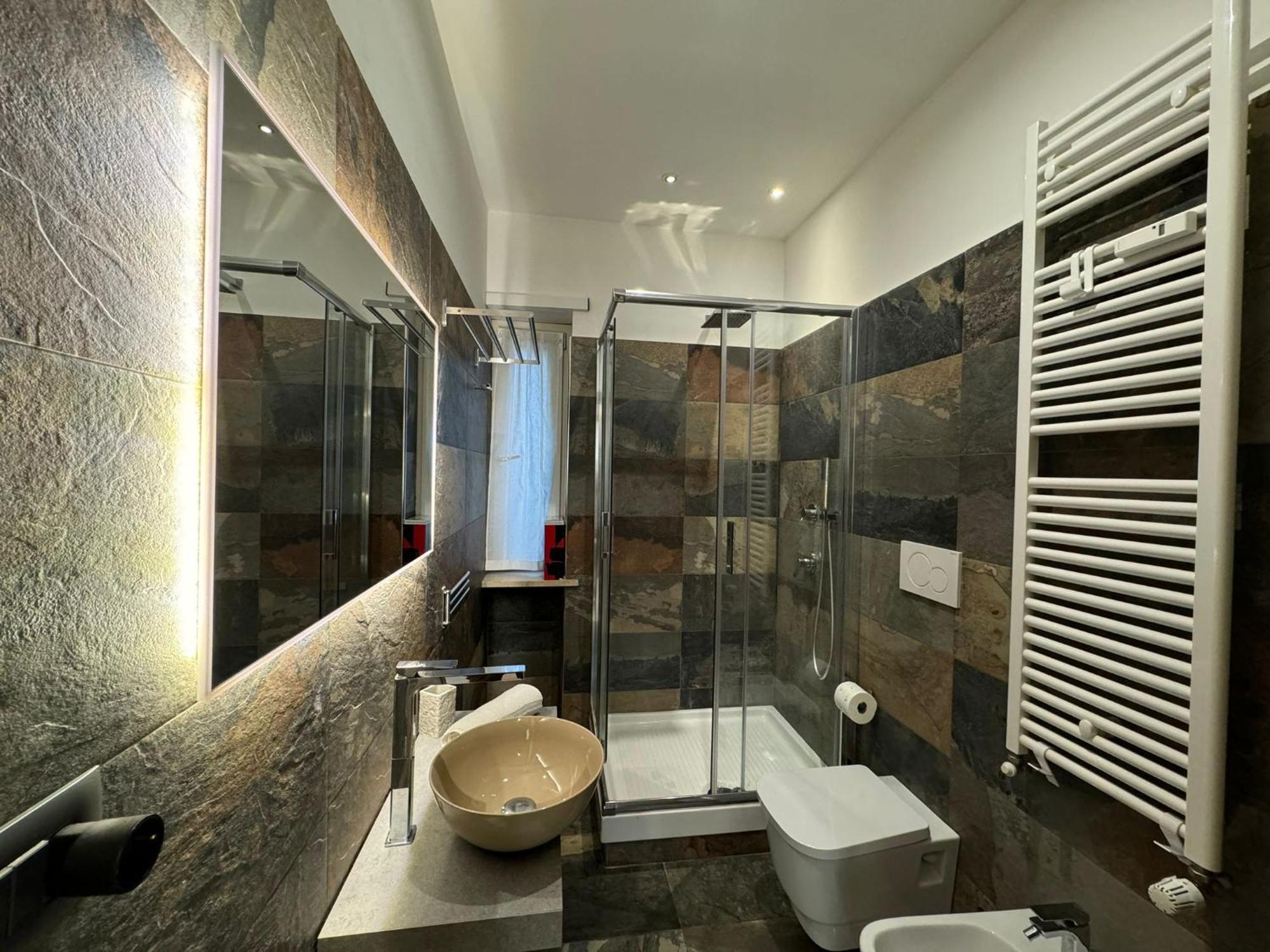 Elegant Escape By Ionio Metro * Rom