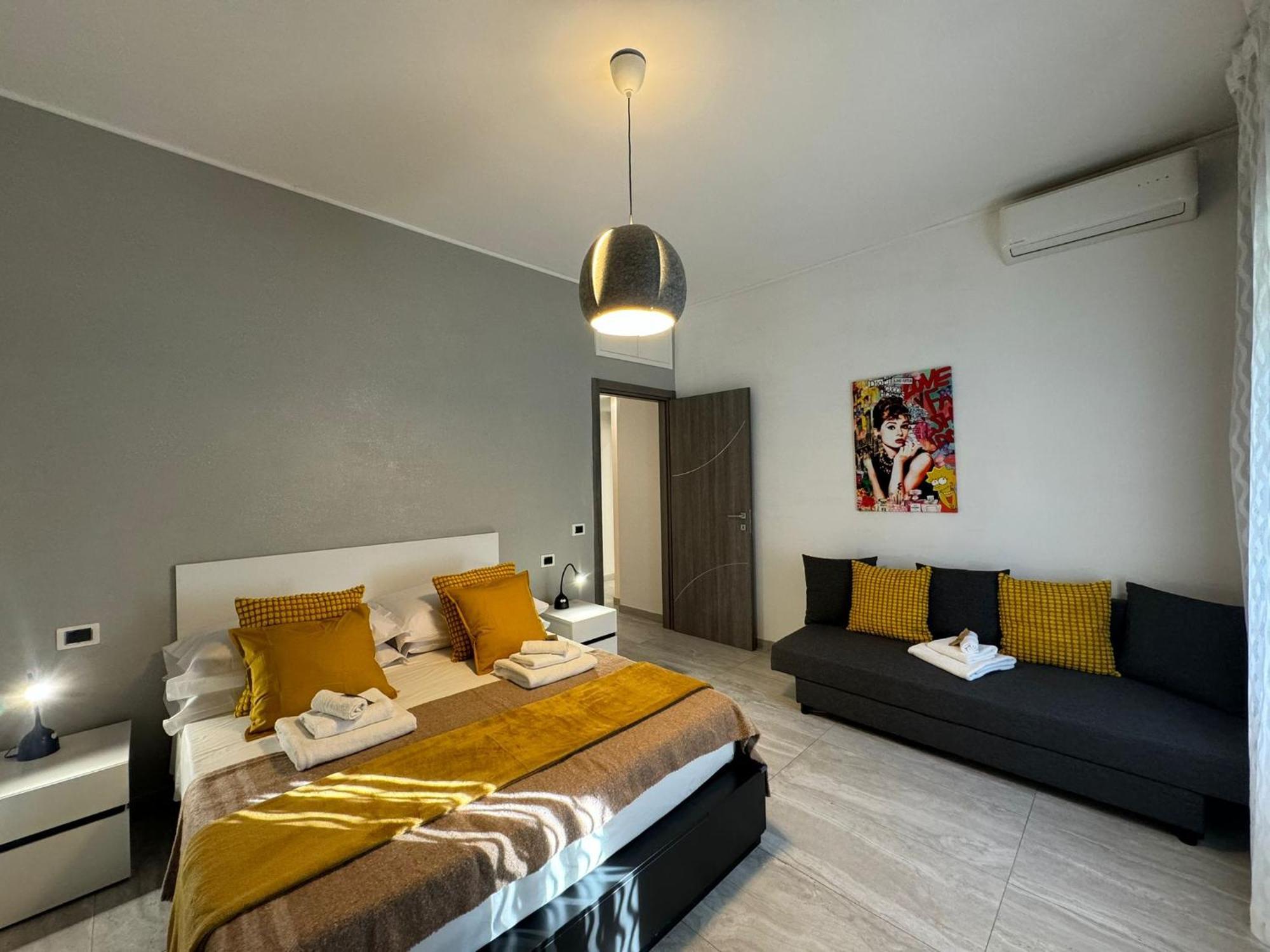 Elegant Escape By Ionio Metro * Rom